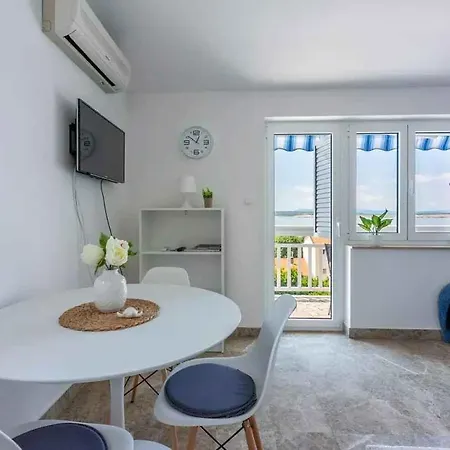 In 39393 Apartmán