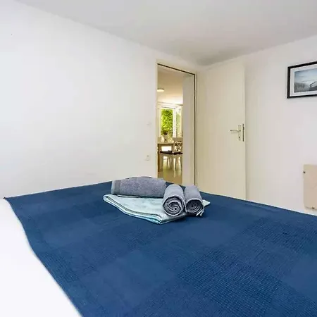 In 39393 Apartmán *