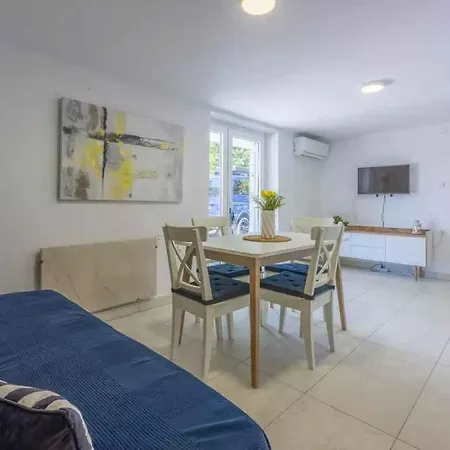 In 39393 Apartmán Dramalj