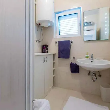 In 39393 Apartmán *