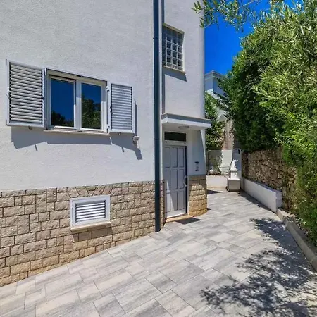 Apartmán In 39393 Dramalj