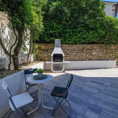 In 39393 Apartament Dramalj
