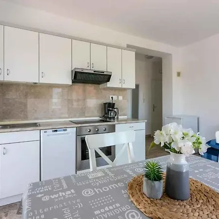 In 39393 아파트 드라말리