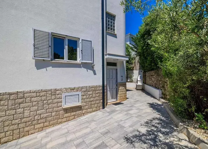 Apartman In 39393 Dramalj