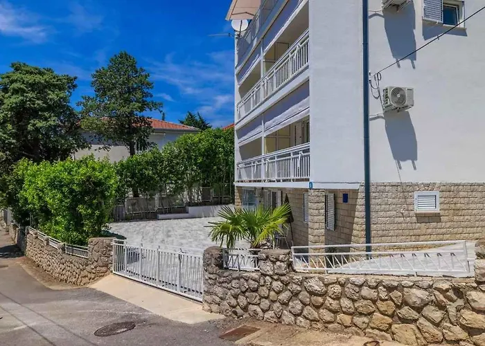 Apartman In 39393 *